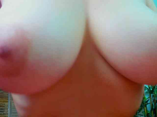 Cupcake-Izzy webcam