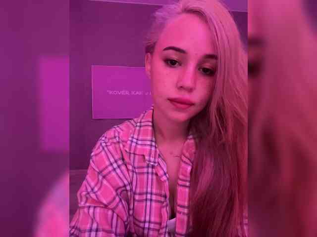 AmyGlad webcam