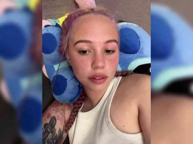 webcam model AmyGlad