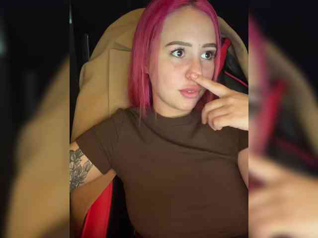 AmyGlad Live Webcam on BongaCams