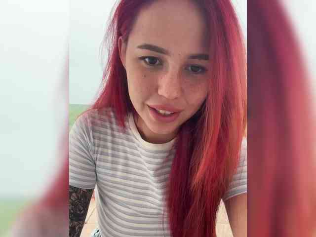 AmyGlad Live Webcam on BongaCams