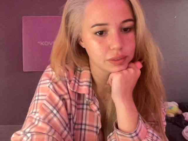 AmyGlad webcam