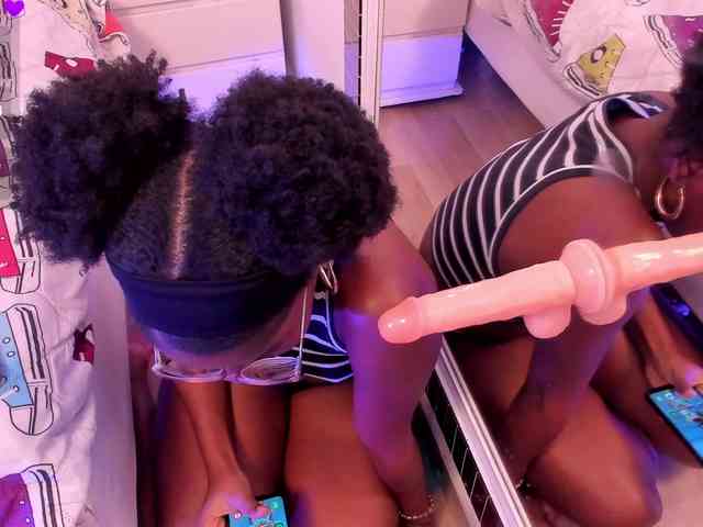 MandyElliott webcam