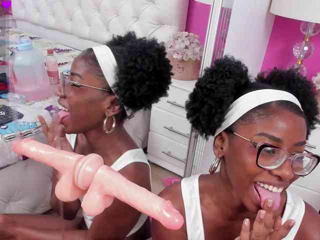 MandyElliott webcam