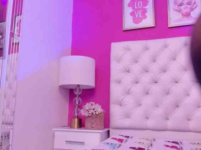 MandyElliott Live Webcam on BongaCams