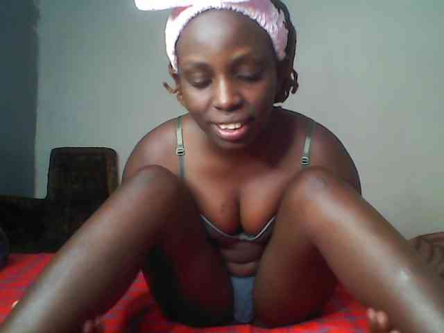 Blackebony webcam