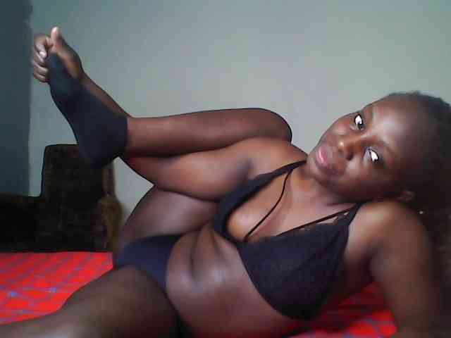 Blackebony webcam