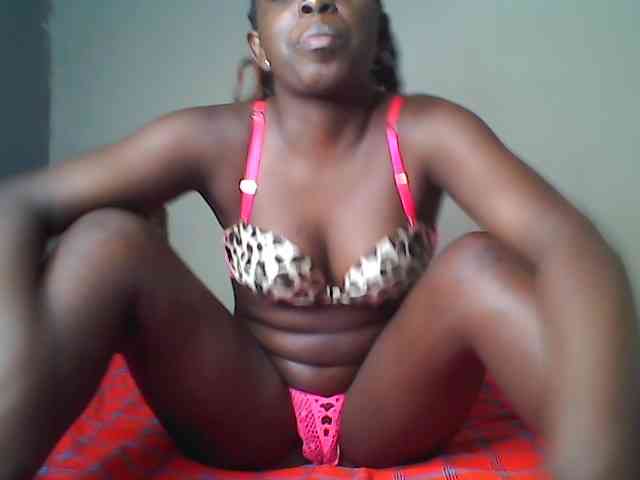 Blackebony webcam