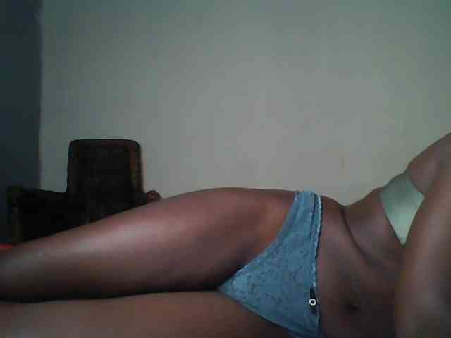 Blackebony webcam