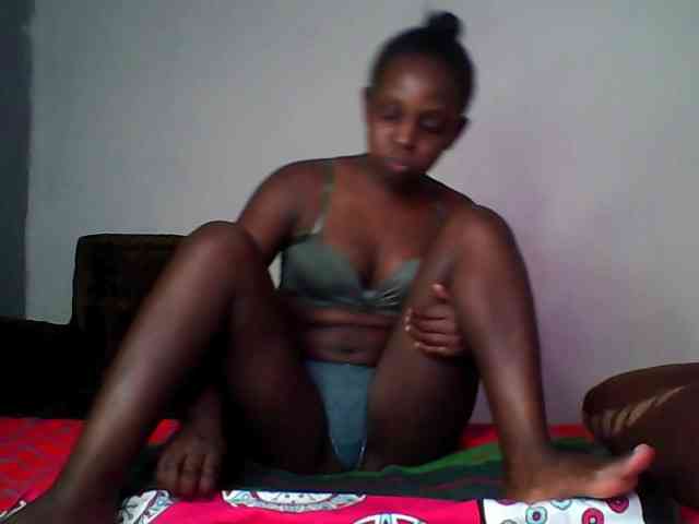 Blackebony webcam