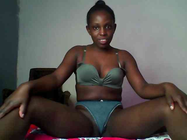 Blackebony webcam