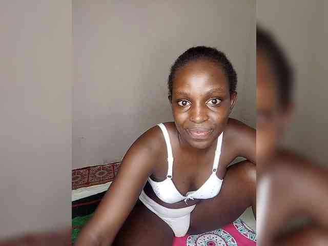Blackebony webcam