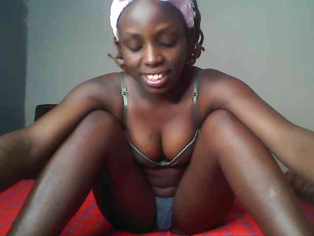 Blackebony webcam