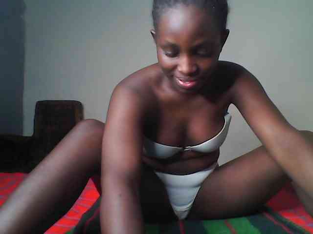 Blackebony webcam