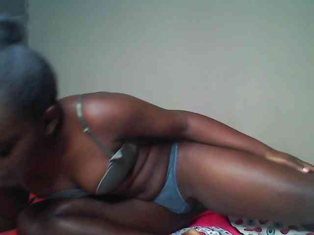 Blackebony webcam