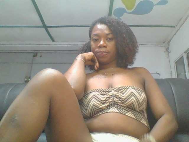 Anique24