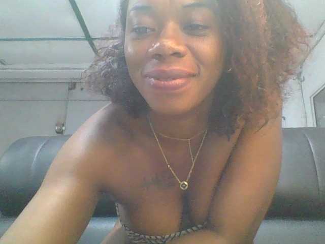 Anique24