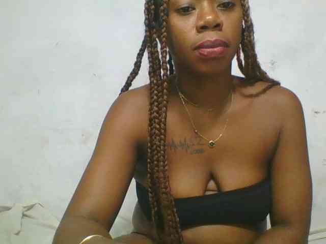 Anique24