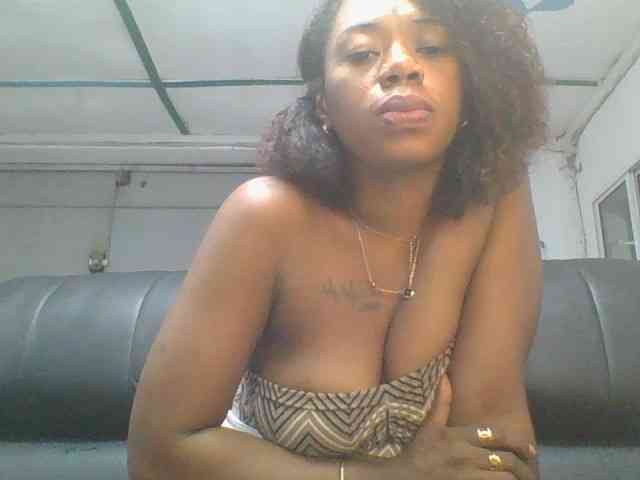 Anique24 webcam