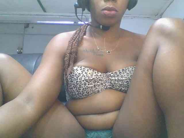 cam chat room Anique24