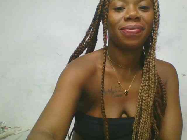 Anique24