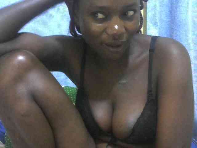 sexcam ARYACOCO3