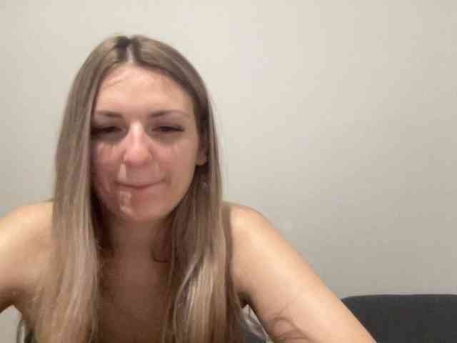 live sex webcam MINYandMIKKY