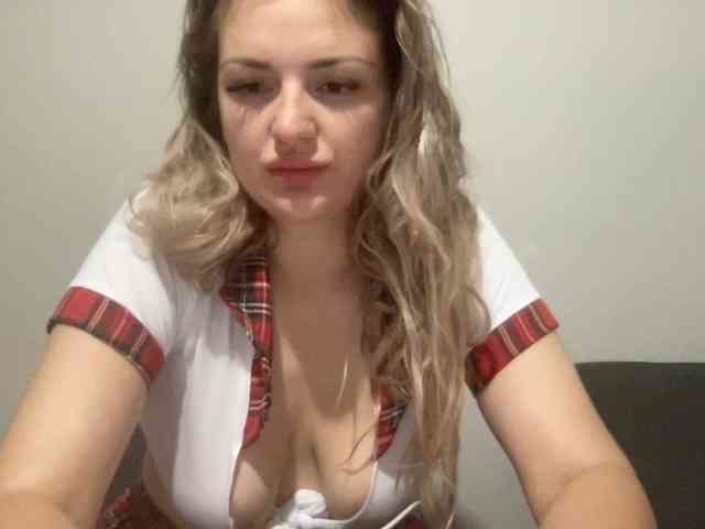 MINYandMIKKY webcam