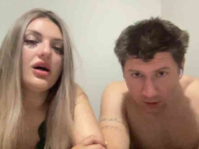 live sex webcam MINYandMIKKY
