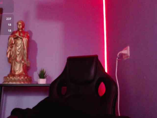 miss-laila webcam