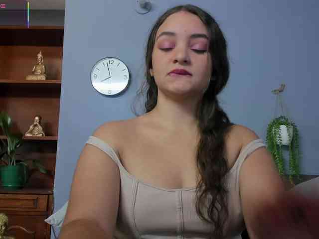miss-laila webcam