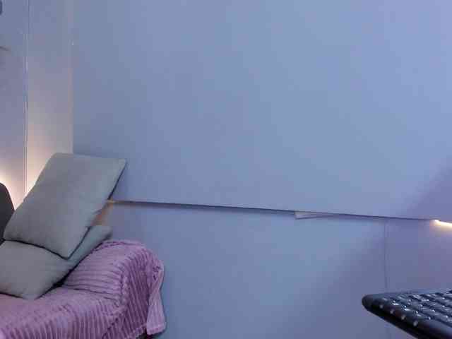 miss-laila webcam