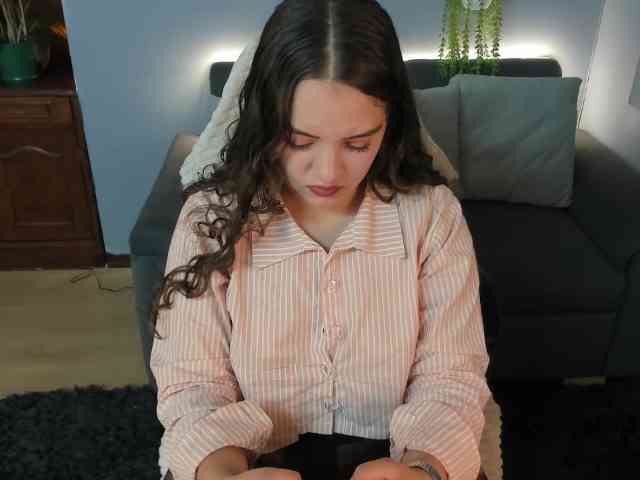 miss-laila webcam