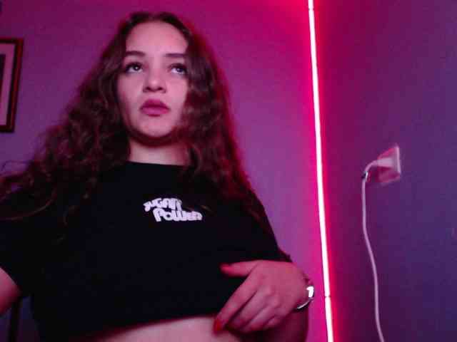 miss-laila webcam