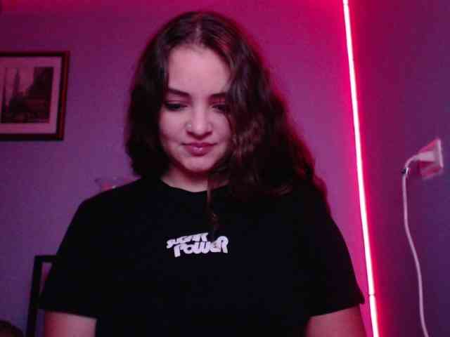 miss-laila webcam