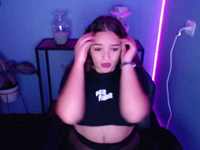 miss-laila webcam