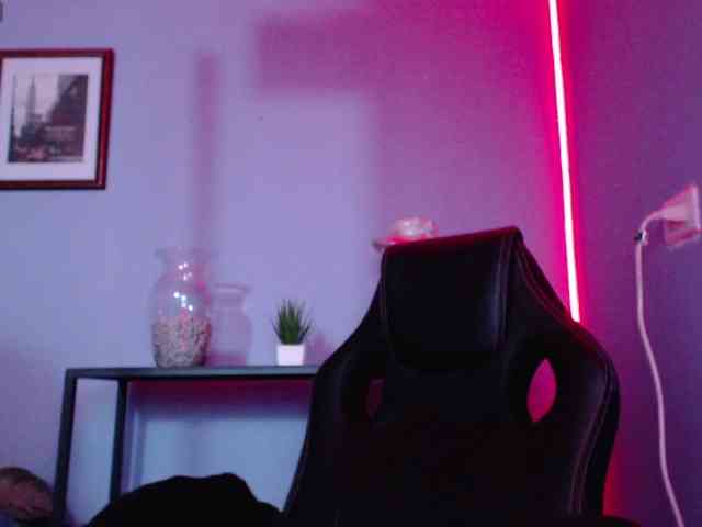 miss-laila webcam