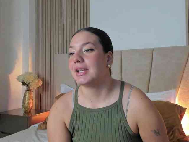 RachellJamess webcam