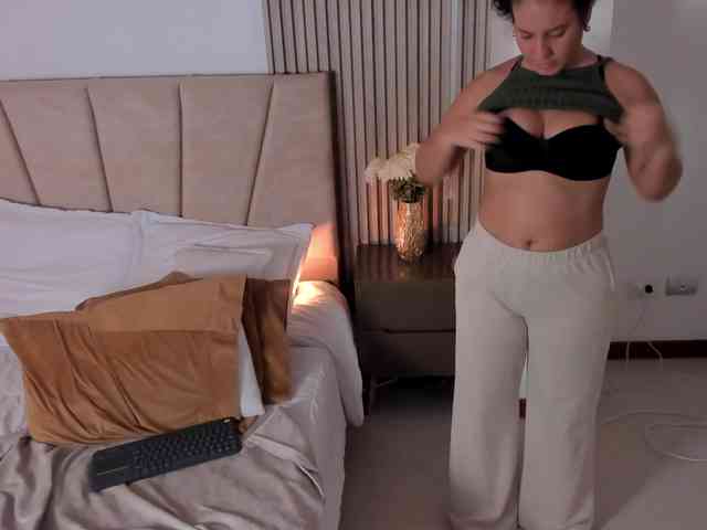 RachellJamess webcam