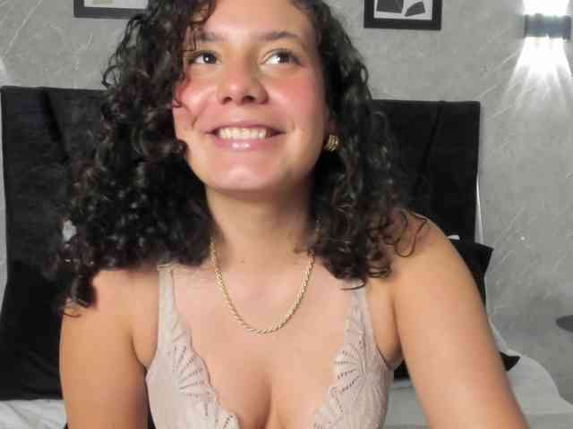 RachellJamess webcam