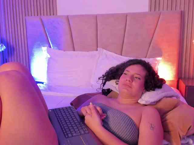 RachellJamess webcam