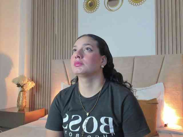 RachellJamess webcam