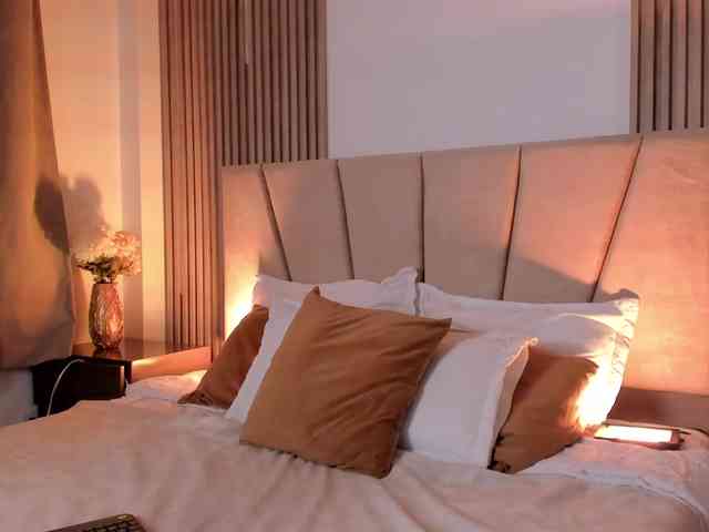 RachellJamess webcam