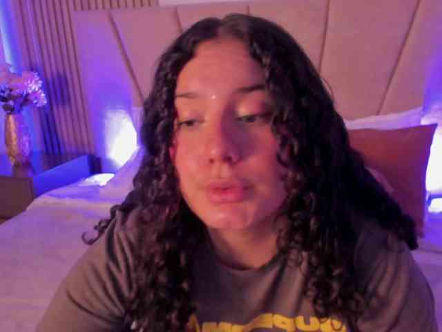 RachellJamess webcam