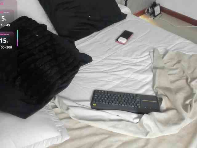 RachellJamess webcam