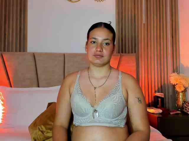 RachellJamess webcam