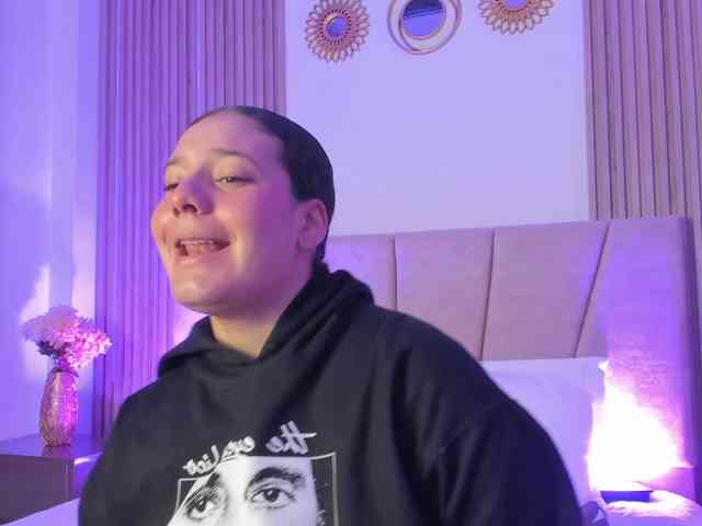 RachellJamess webcam