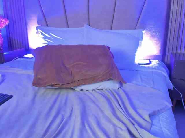 RachellJamess webcam