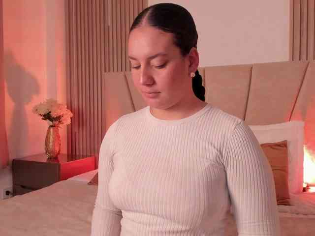 RachellJamess webcam