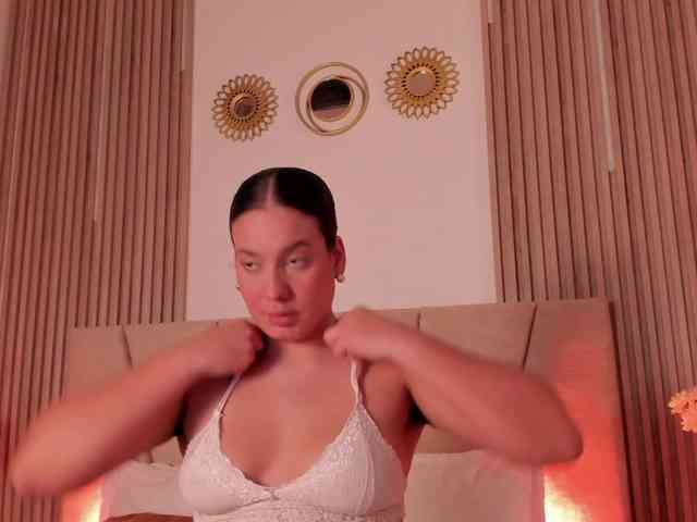 RachellJamess webcam